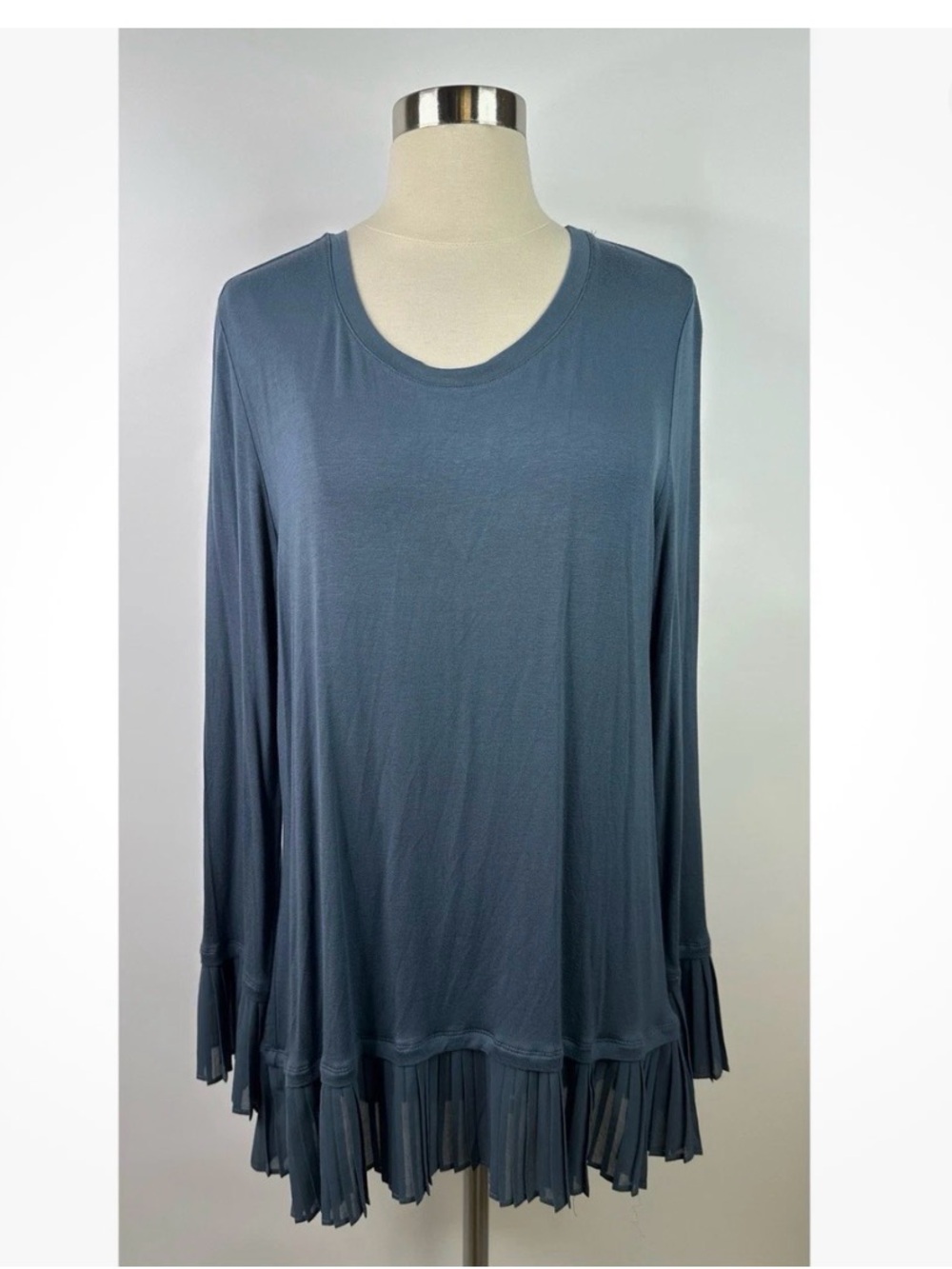 LOGO by Lori Goldstein Slate Blue Long Sleeve Pleated-Hem Tunic